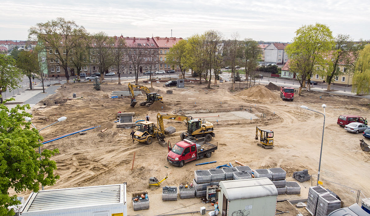 Przebudowa Placu Bohaterów wraz z infrastrukturą towarzyszącą w miejscowości Słubice